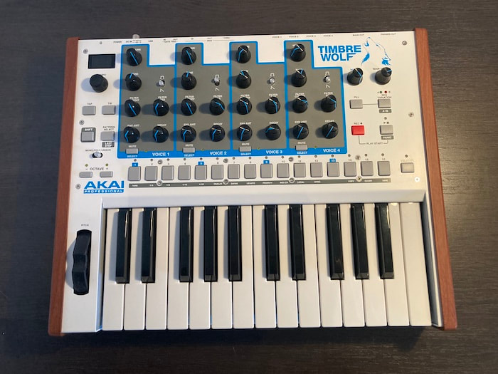 Akai Timbre Wolf